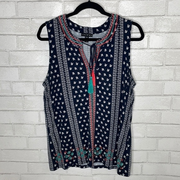 Tribal Tasseled Print Sleeveless Tank Top - Picture 1 of 10
